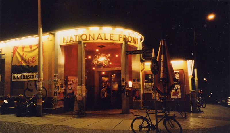 naTo bei Nacht, damals noch unter dem Namen naTo bei Nacht, damals noch unter dem Namen