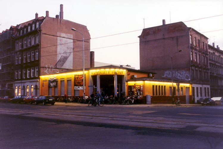 Südplatz mit naTo in den 90er Jahren Südplatz mit naTo in den 90er Jahren