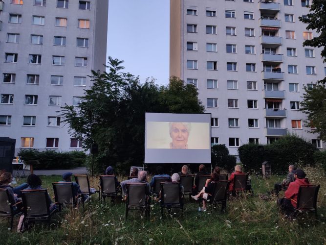 Sommerkino in der Straße des 18. Oktobers Sommerkino in der Straße des 18. Oktobers